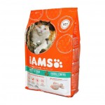 IAMS Cat SC хэйр болл корм для кошек с курицей 2,55 кг 